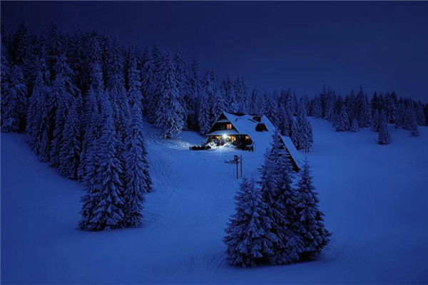 住宅外环境风水如何选择(找风水大师看住宅风水)