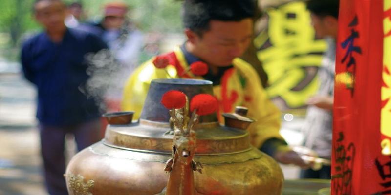 邹平哪里算卦的比较准(老济南庙会上)