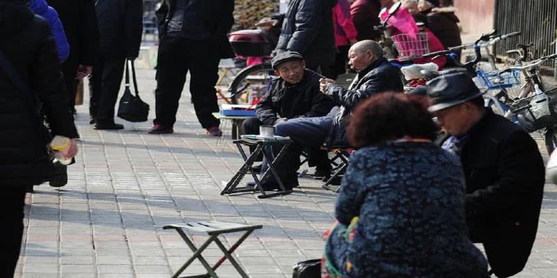 郑州算卦算得准的地方(郑州城隍庙附近卜卦算命成集市)