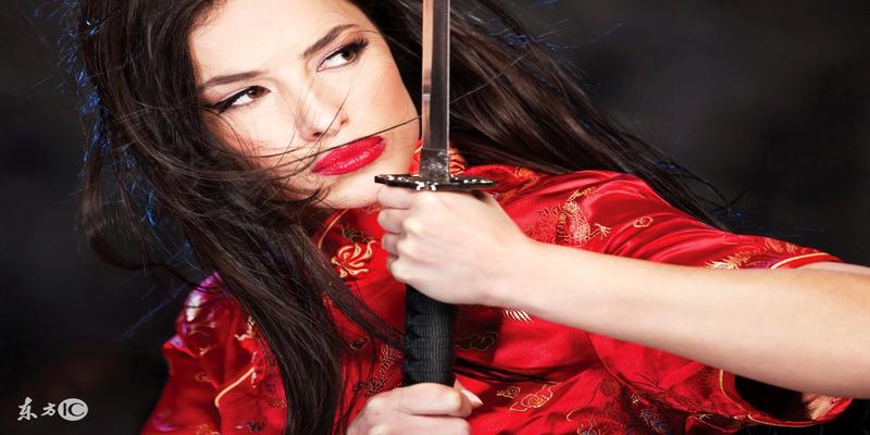 八字无比劫的女人(什么样的八字女命易克夫)