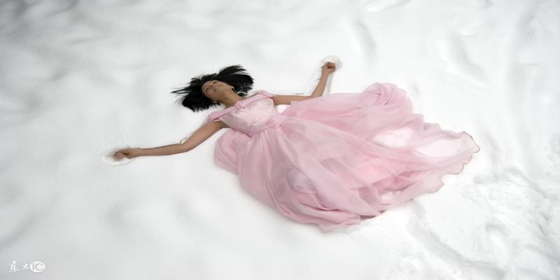 八字有伤官偏印(伤官对婚姻不利的解析)