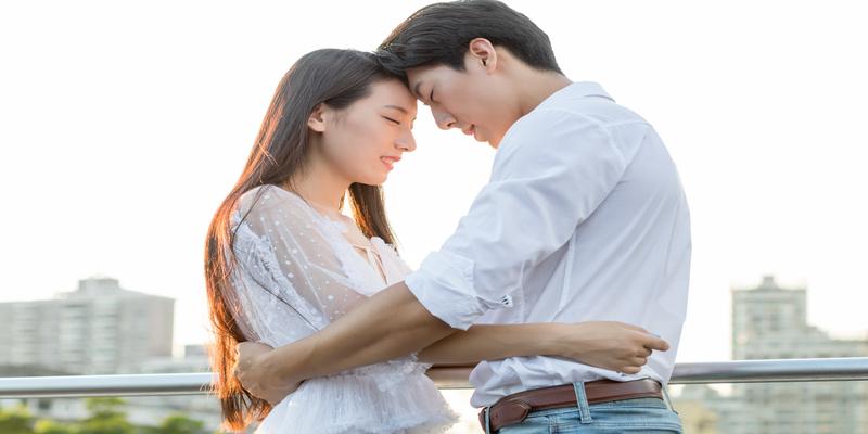 八字桃花查询(你的八字命格“桃花几度”)