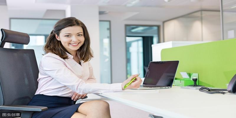 八字看配偶比你大还是小(这些八字的女命易嫁比自己小的男人)