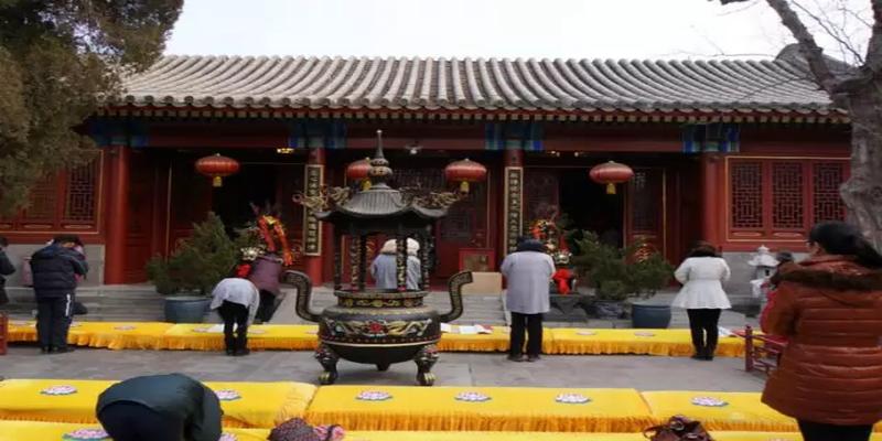 北京风水大师真实排名(到了春节上香祈福)