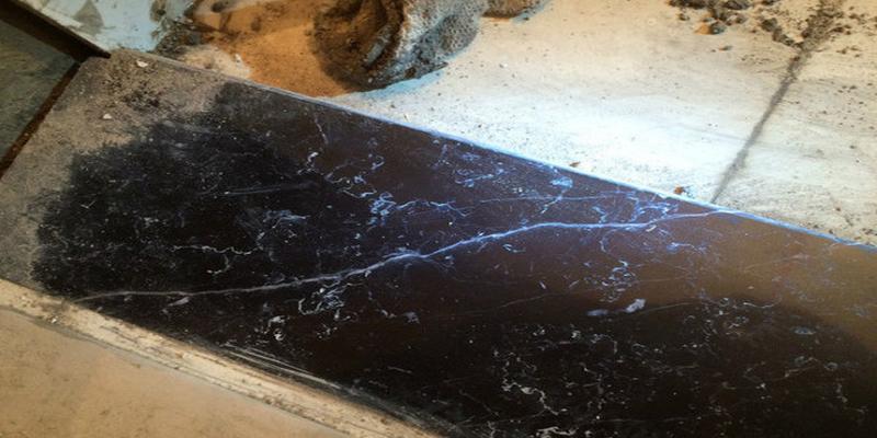 厨房过门石风水讲究(新房还没搬进去浴室过门石就裂了)