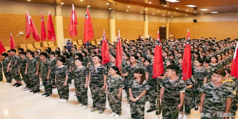军事拓展训练教官培训机构(拓展教官是什么工作)