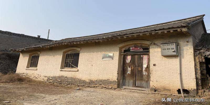 农村八字大门效果图(千年古驿道上的村落)