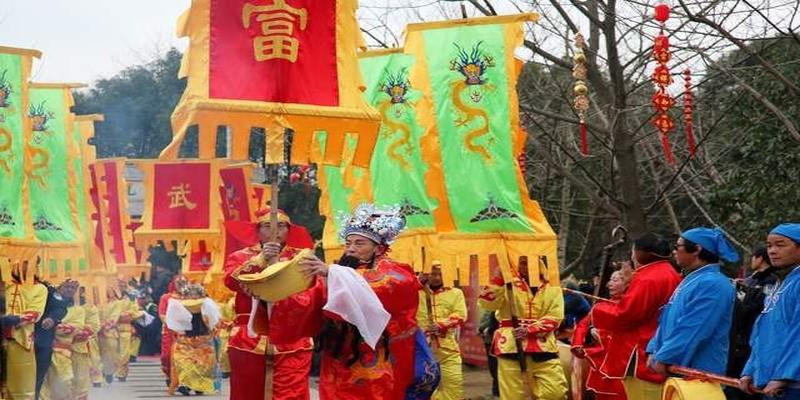 大年初五怎么接财神(初五拜财神)