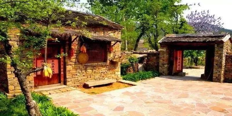 农村建房厨房在哪个方位最吉利(俗语“灶台放西北)