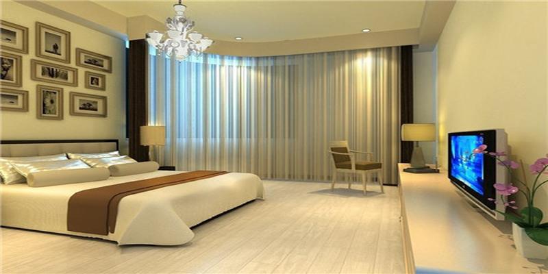 卧室窗帘的最佳颜色 温馨(卧室窗帘颜色搭配)