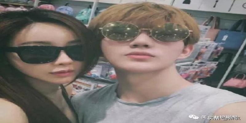 咸素媛为了取悦陈华(陈华责怪咸素媛)