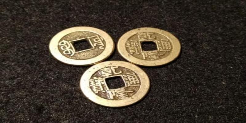 六爻六亲含义详解(六爻卦世应与六亲)