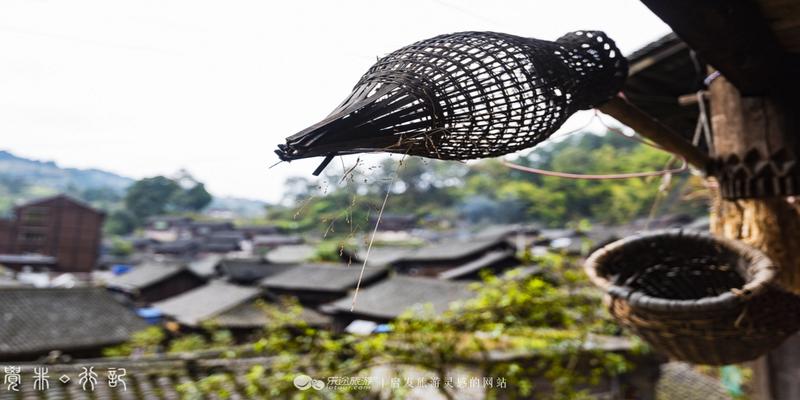 农村粮仓在房子哪个方位最好(这个民族异想天开)