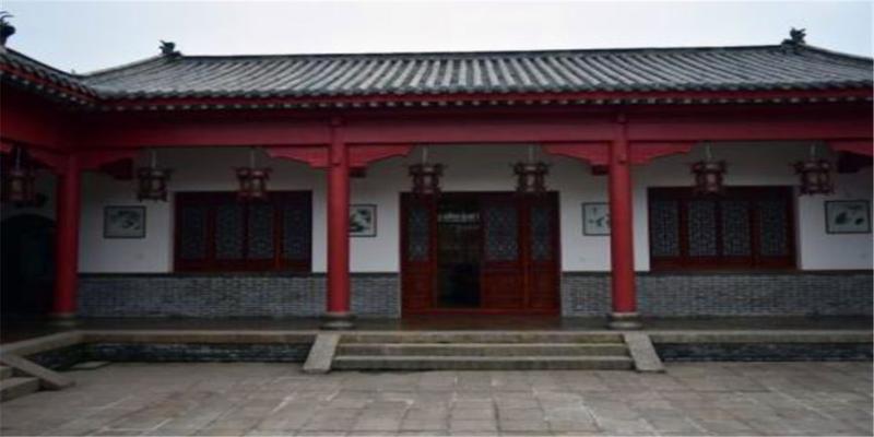 农村别墅的前门和后门(农村建房后门开哪)
