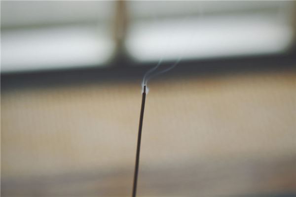 家里熏香风水大忌(家里熏香风水大忌)