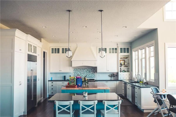 厨房炉灶对着厕所门怎么办(什么牌子的炉灶)