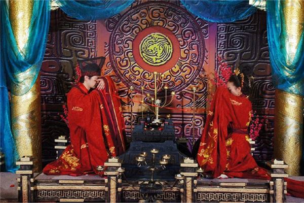 古代娶妻选什么日子(一般结婚选日子)