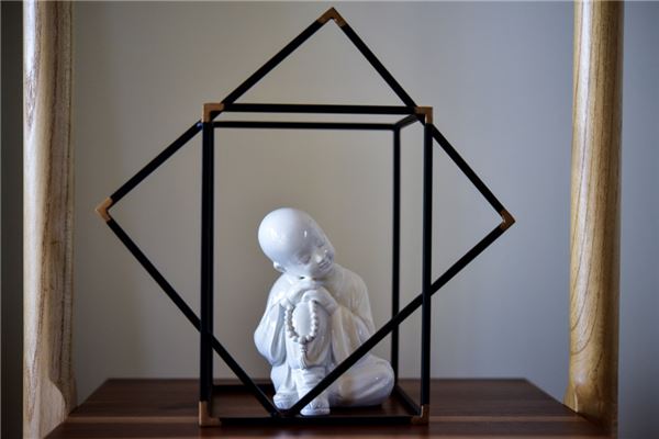 佛像摆放位置(佛龛佛像摆放图片大全)