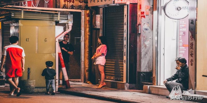 路边算卦多少钱(香港庙街的另一个真实面孔)