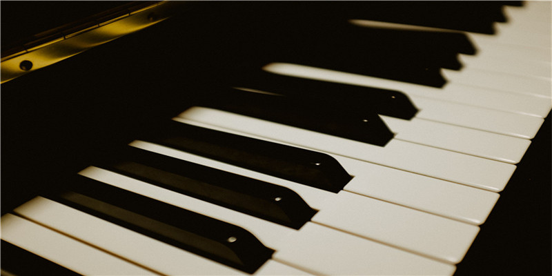 梦见和别人吵架是什么预兆(家庭吵闹会吵走财运吗)