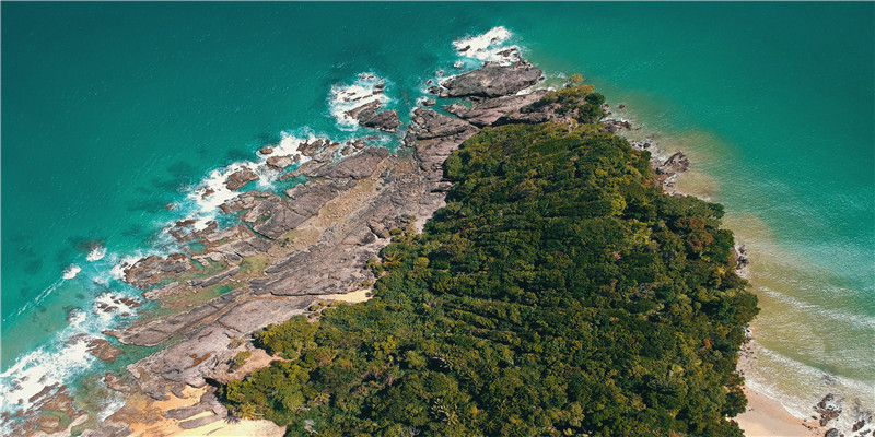 梦见自己进到一个古宅(梦见去古宅)