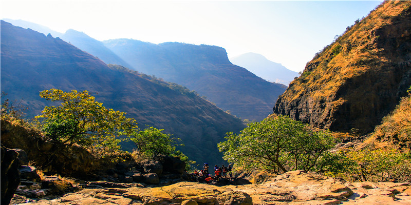 风水师点中正穴会瞎眼吗?(风水师为什么会瞎眼)