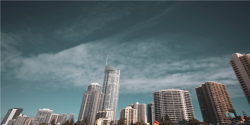 梦见自己用手拔掉牙齿(梦见自己拔牙拔掉了)