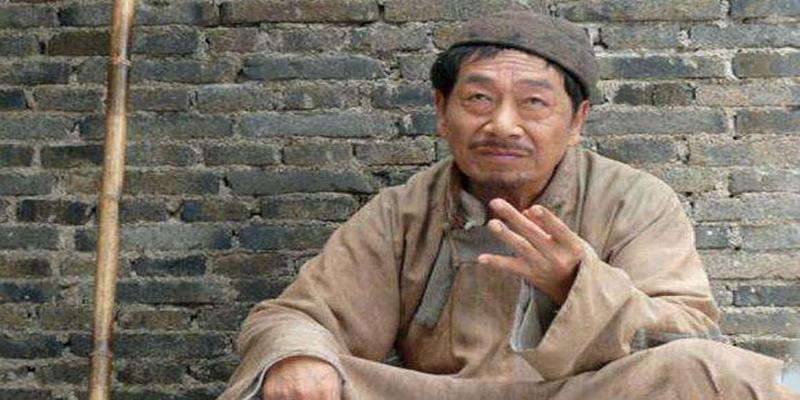 被算卦的说自己身上有仙缘(算命的说她有仙缘)