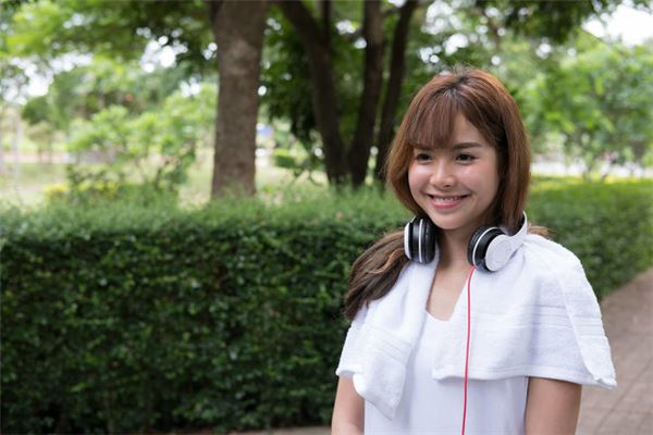 五行缺火家里摆什么(什么叫五行缺火)