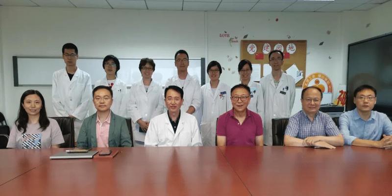 算卦的说孩子扎根晚是什么意思(京东副总裁被查出绝症)