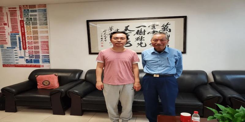 算卦的说孩子扎根晚是什么意思(京东副总裁被查出绝症)