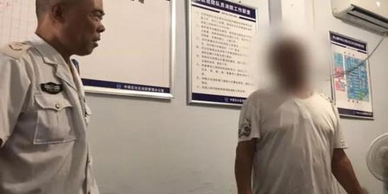 找道士算卦一般需要多少钱(郑州男子路遇一道士)