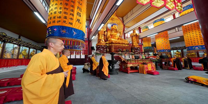 灵隐寺算卦准吗(寺院能不能拍照)
