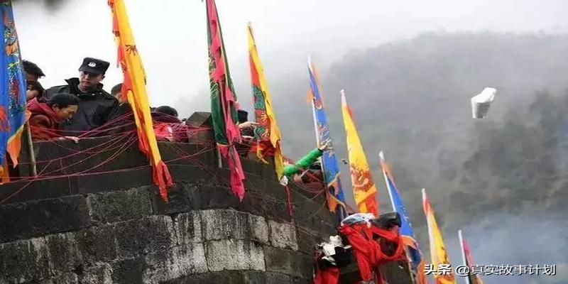 燕郊算卦准的(中国人迷信起来有多野)