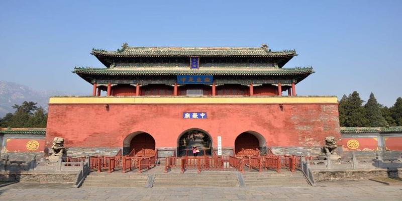 登封中岳庙有好算卦的吗(冬游嵩山脚下中岳庙)