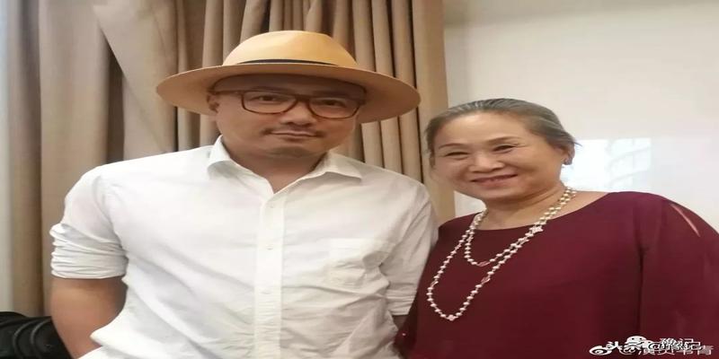 登封有个算卦的是半夜去算(“百亿票房老奶奶”竟然是咱们河南鲁山人)