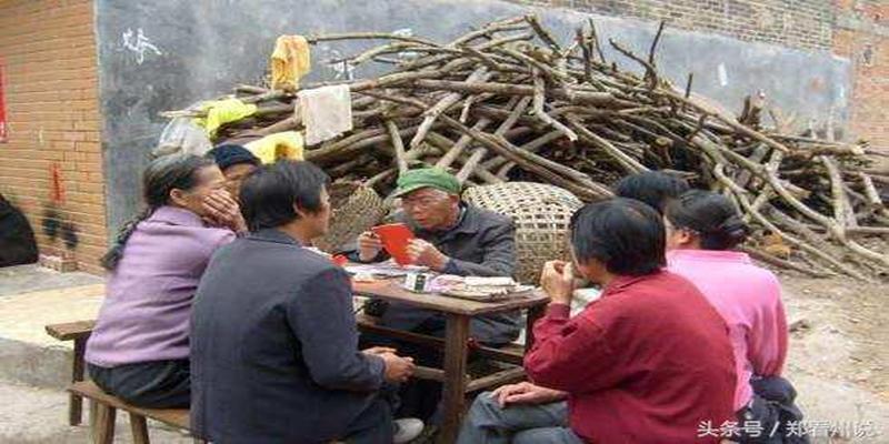 算卦一条街善若吉(河南农村“神婆”算卦)