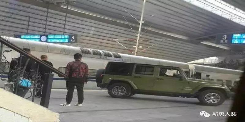 算卦常用语有哪些(天真的老外被中国哪些现象吓傻了)