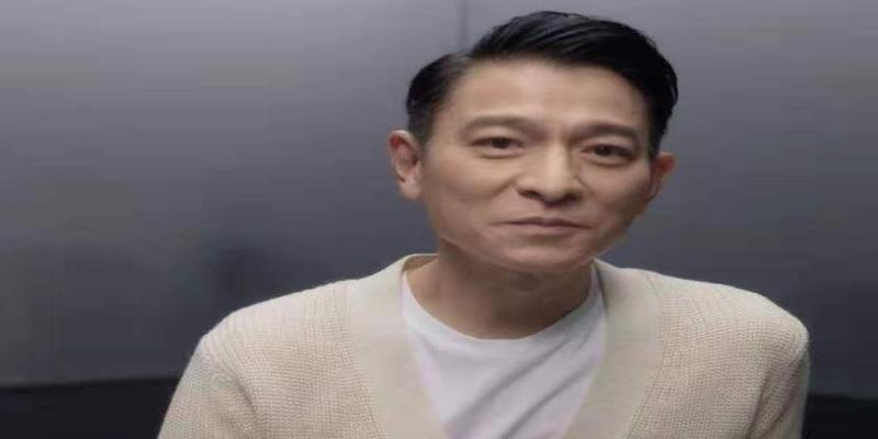 算卦按周岁还是虚岁(这个努力的男人能红40年)