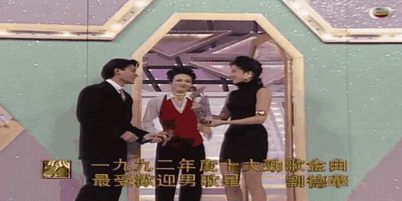 算卦按周岁还是虚岁(这个努力的男人能红40年)
