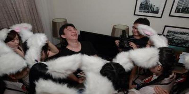 算卦术语顺口溜撩妹(王思聪答25个网友问每秒挣142元)