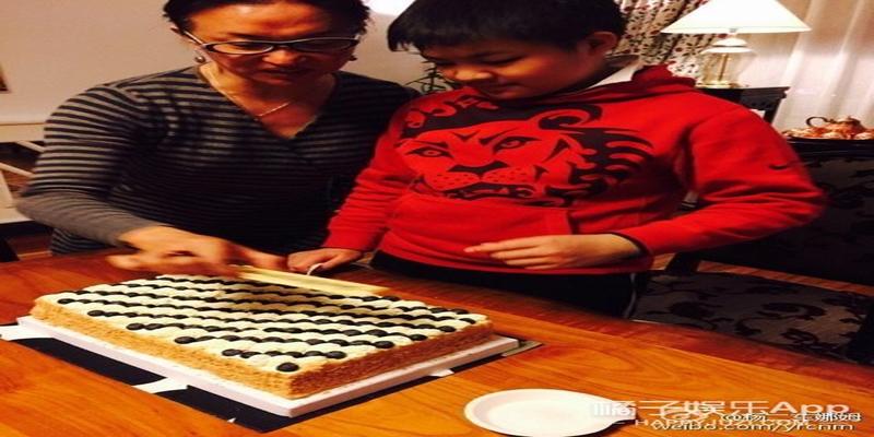 算卦说没有儿子的命准吗(还记得金星领养的三个孩子吗)