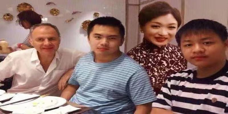 算卦说没有儿子的命准吗(还记得金星领养的三个孩子吗)