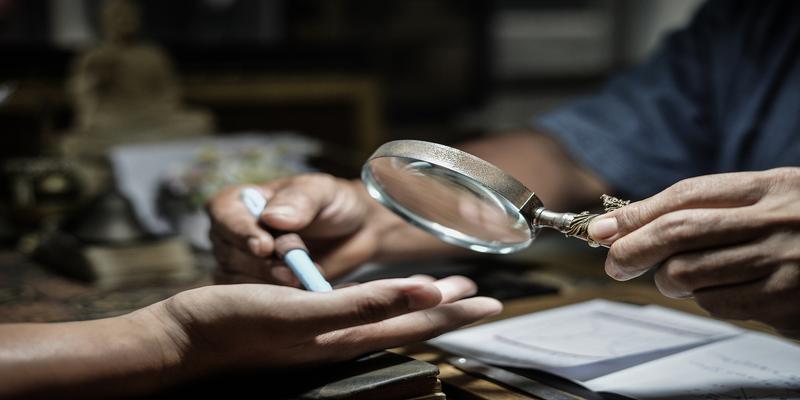 算卦都是真的吗(正在被互联网算命收割的95后们)