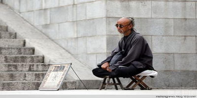 给中央算卦的高人(一次靠“算卦)