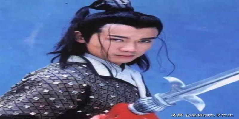 罗成算卦高小眼演唱(好汉罗成算命)