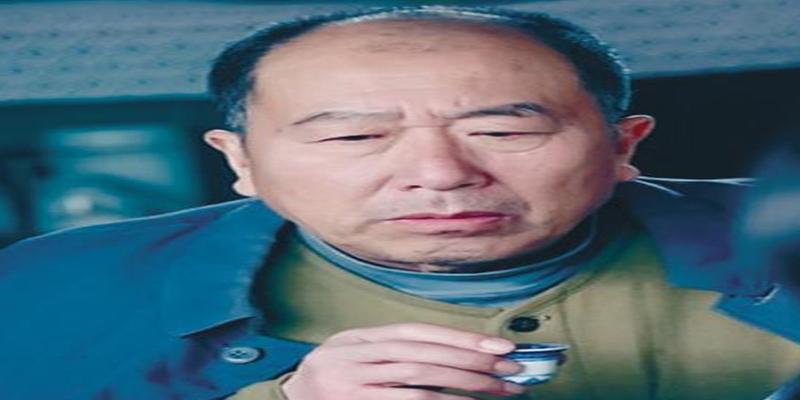 黄晓明陈道明算卦(老戏骨们的9位前辈)