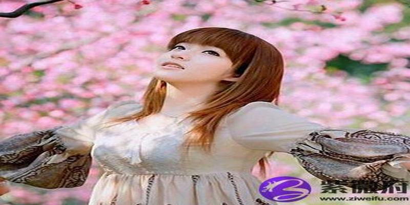 怎样增加桃花运势(女人走桃花运)