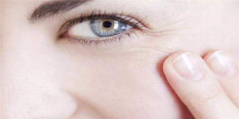 鱼尾纹看你容易出轨吗(额头有八字纹)