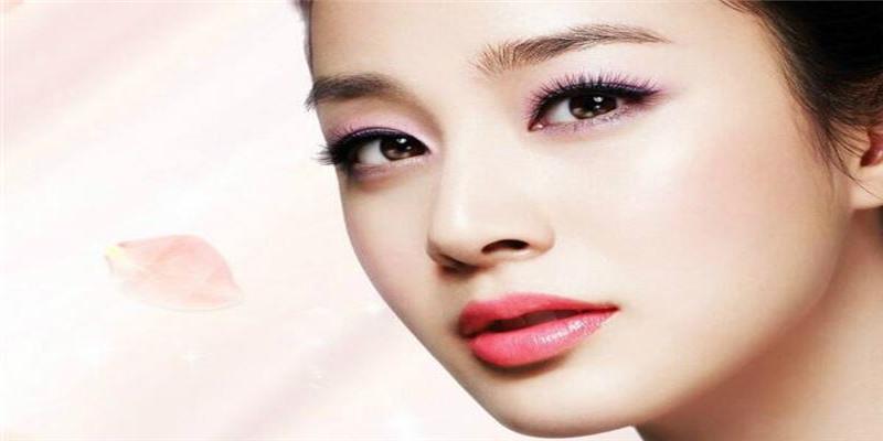 鱼尾纹看你容易出轨吗(额头有八字纹)